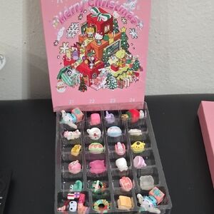 Hello Kitty Festive Advent Calendar with Pink and Red Accents Beanie Toys